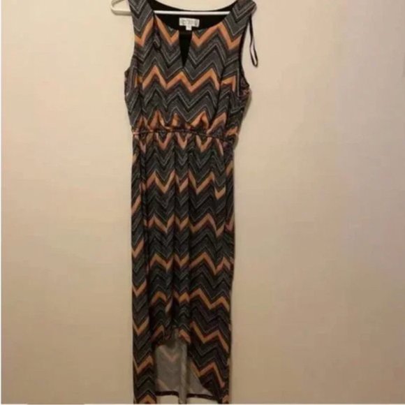 Soho Apparel Dresses Soho Zig Zag Maxi Dress Poshmark